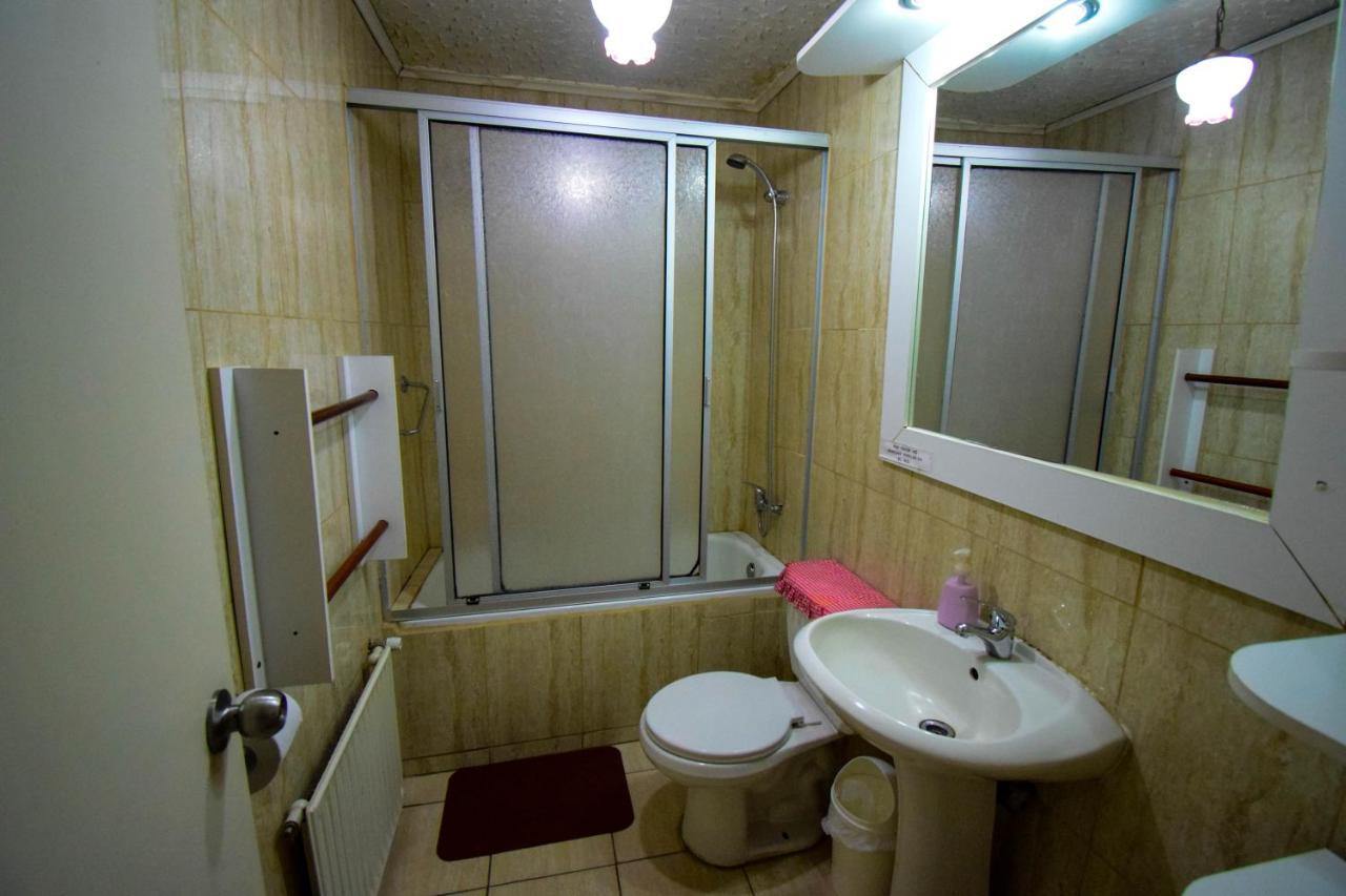 Hostal Parediso Punta Arenas Buitenkant foto